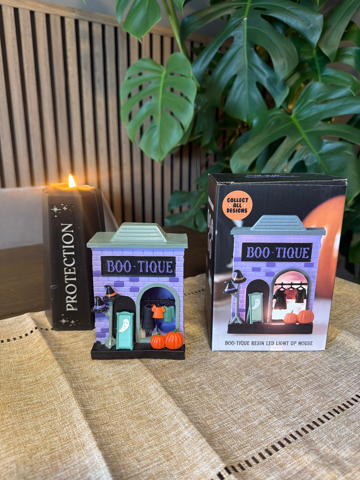 Boo-Tique Resin LED Light Up Halloween House
