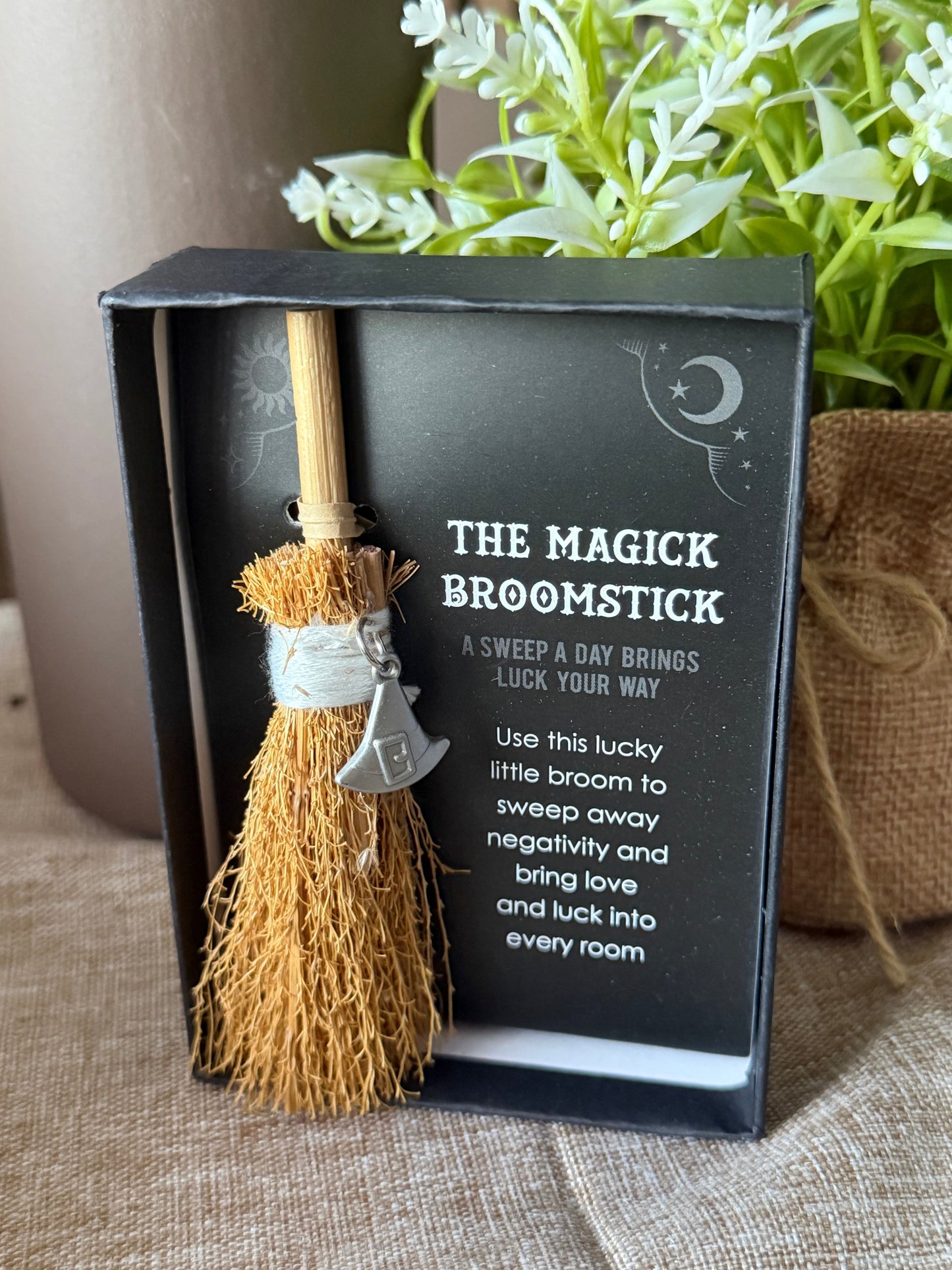 The Magick Broomstick – Witch's Altar Broom